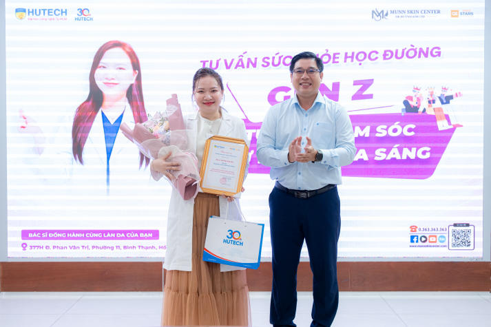Sinh viên HUTECH học cách chăm sóc sức khỏe khoa học cùng chuyên gia để học tập hiệu quả và tự tin 29