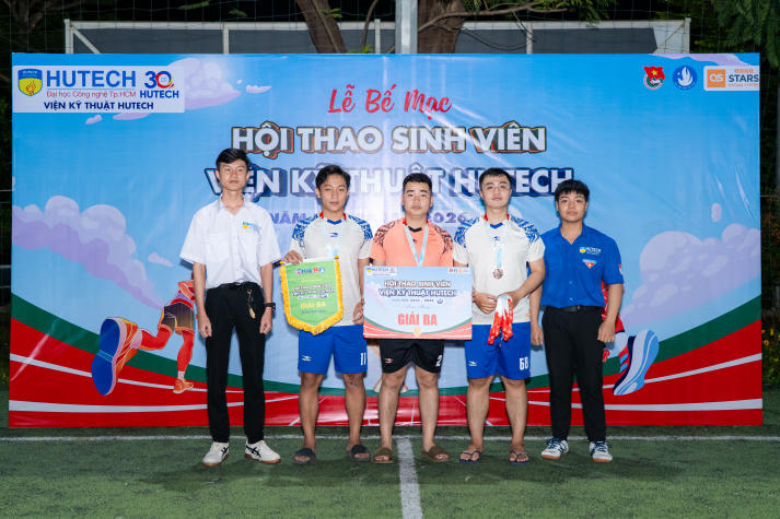 Mùa hội thao 2025-2026: Dấu ấn sức trẻ Viện Kỹ thuật HUTECH 61