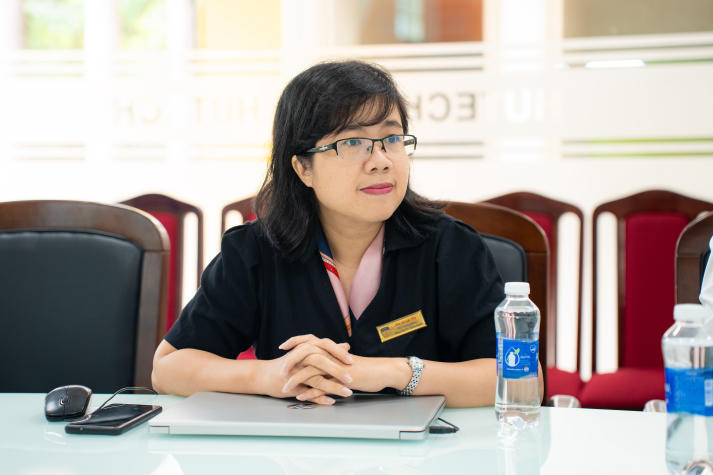 HUTECH and Adelaide University discuss cooperation in Veterinary Science and Engineering 54