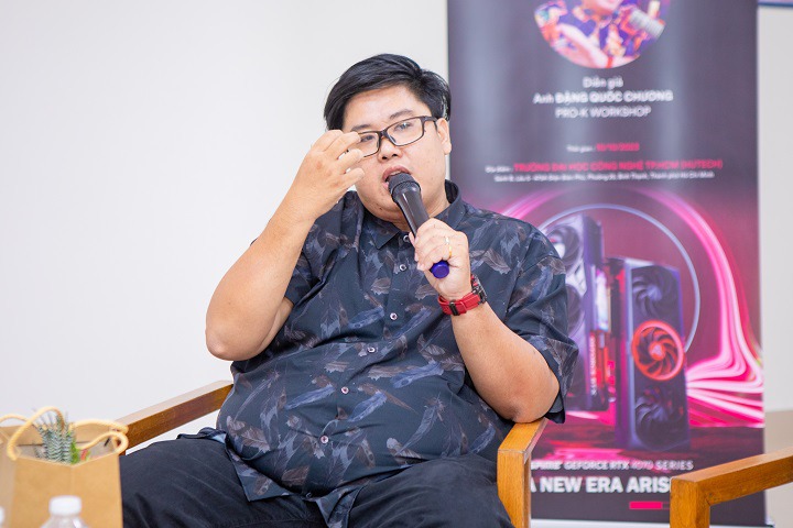 Tân sinh viên Khoa Truyền thông & Thiết kế được chuyên gia tư vấn thiết bị học tập và trải nghiệm công nghệ 69