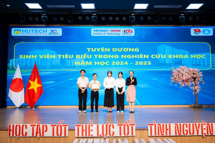Hội nghị tổng kết phong trào sinh viên VJIT năm học 2024-2025: Dấu ấn một năm nhiều thành tựu 66