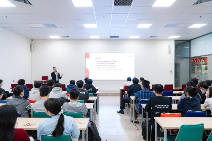 [Hướng nghiệp 2026] Ngành Khoa học dữ liệu: Trợ lý vạn năng tối ưu hóa kinh doanh kỷ nguyên số 57