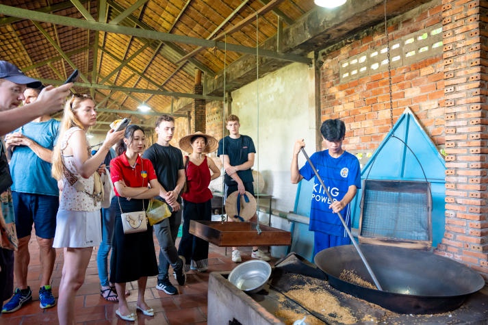 [Video] Exciting Mekong Delta adventure with students from Denmark, Germany, the Netherlands, and HUTECH 48