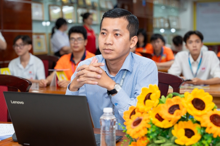 Sinh viên VJIT "so găng" kiến thức tại Chung kết Cuộc thi “Đánh thức mặt trời mọc” lần thứ 9 30