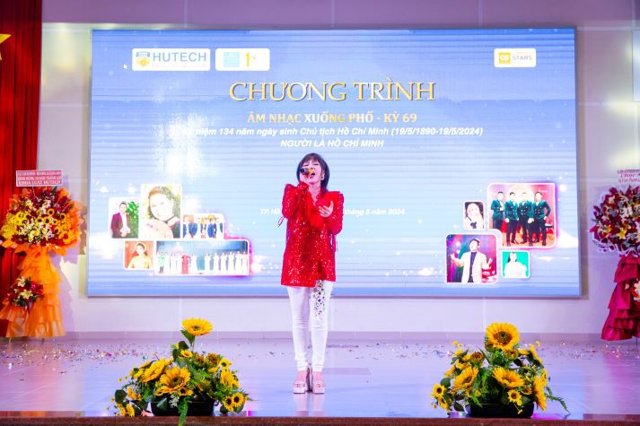 Khoa Luật HUTECH rộn ràng chào đón mốc son 10 năm thành lập 180