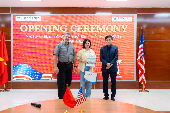 Viện Đào tạo Quốc tế tổ chức Lễ Khai giảng Chương trình Thạc sĩ Quản trị kinh doanh liên kết với ĐH Lincoln 73