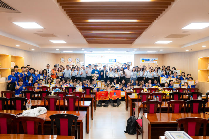 Sôi nổi - Bản lĩnh - Nhân ái: Năm phong trào đầy sắc màu của sinh viên Khoa Thú y 8