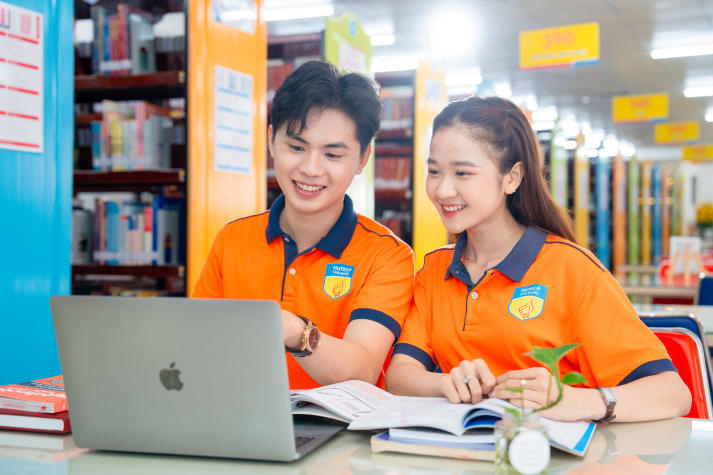 Sinh viên HUTECH thực hiện đánh giá rèn luyện cá nhân học kỳ 2, năm học 2025-2026 từ ngày 07/6 - 27/6 30