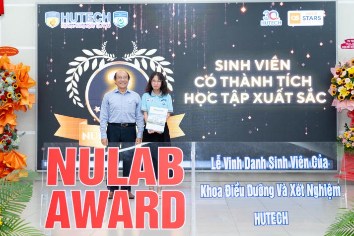 Khoa Điều dưỡng và Xét nghiệm HUTECH khởi động hành trình mới của các tân binh 120