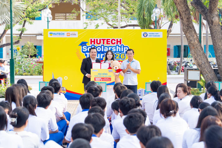 [Ảnh] HUTECH Scholarship Tour 2026 “phủ sóng” học bổng xuyên Việt,  tiếp sức sĩ tử chạm tương lai 233