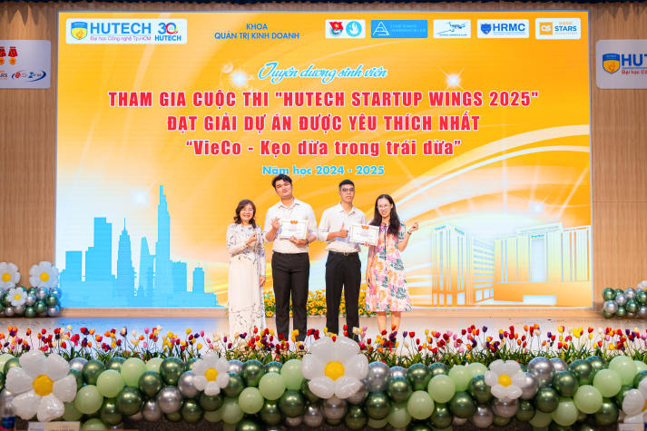 Khoa Quản trị kinh doanh HUTECH: Bứt phá đào tạo và phong trào sinh viên năm học mới 68