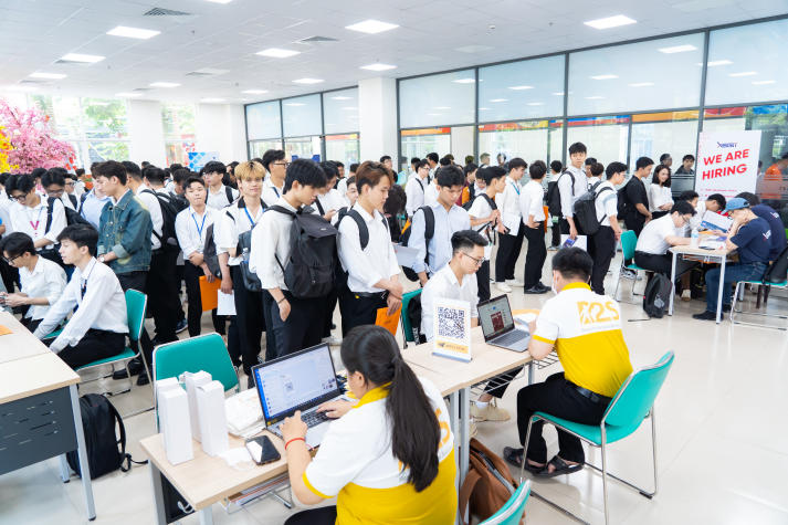 HUTECH IT Open Day 2026: Không gian kết nối doanh nghiệp và nguồn nhân lực công nghệ trẻ 10