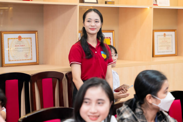 Sinh viên Khoa Luật lắng nghe câu chuyện làm nghề từ những luật sư hàng đầu 72