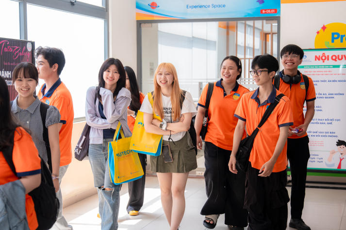 [Video] Khai màn chương trình hợp tác nghiên cứu sinh viên HUTECH - Hosei (Nhật Bản): Kết nối tri thức toàn cầu 96