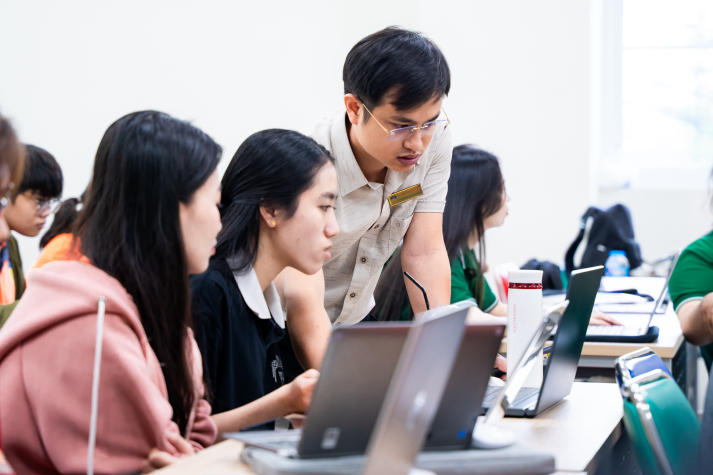 Tư duy khoa học từ con số: Sinh viên Viện Khoa học Ứng dụng trang bị kỹ năng nghiên cứu khoa học 58