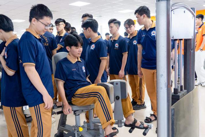HUTECH đón đoàn học sinh trường TH-THCS-THPT Bùi Thị Xuân (Đồng Nai) tham quan, trải nghiệm môi trường đại học 41