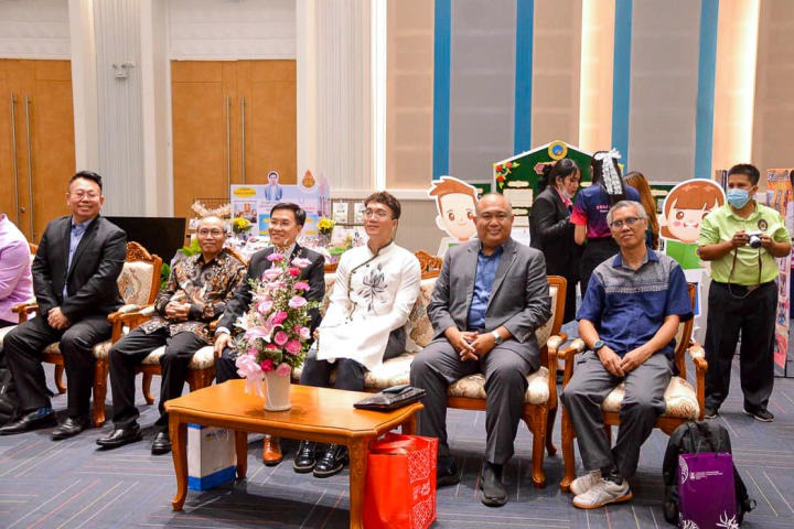 Giảng viên và sinh viên Khoa Tiếng Anh HUTECH tham dự chương trình trao đổi học thuật và văn hóa tại Thái Lan 31