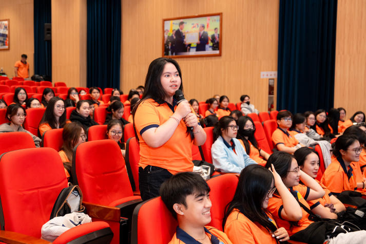 Sinh viên Khoa Khoa học Xã hội và Quan hệ Công chúng trang bị tư duy xử lý khủng hoảng truyền thông trong kỷ nguyên số 51