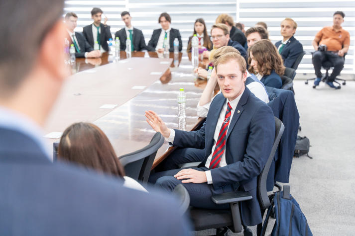 HUTECH welcomes students from University of Groningen for international academic exchange 119