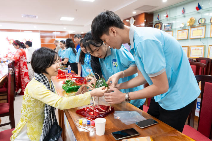 Giao lưu văn hóa - âm nhạc: Nhịp cầu kết nối sinh viên HUTECH và Tokyo Healthcare University (Nhật Bản) 65