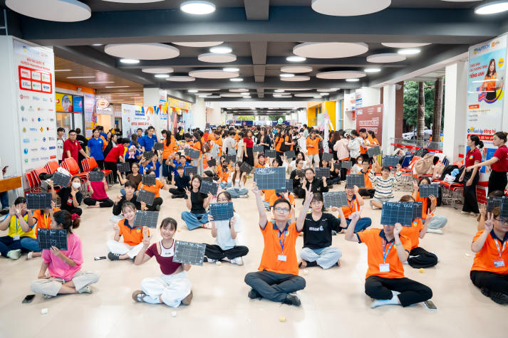 “Đặt lịch” tỏa sáng cùng loạt sân chơi tài năng, phong trào tại HUTECH 140