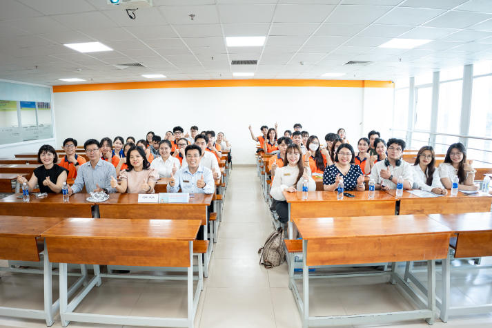 Hội nghị Sinh viên Nghiên cứu Khoa học HUTECH 2025 sẽ diễn ra vào 18/6 tới 41