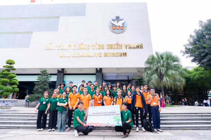 Tham quan bảo tàng, sinh viên Viện Khoa học Ứng dụng ôn lại lịch sử, viết tiếp tương lai 55