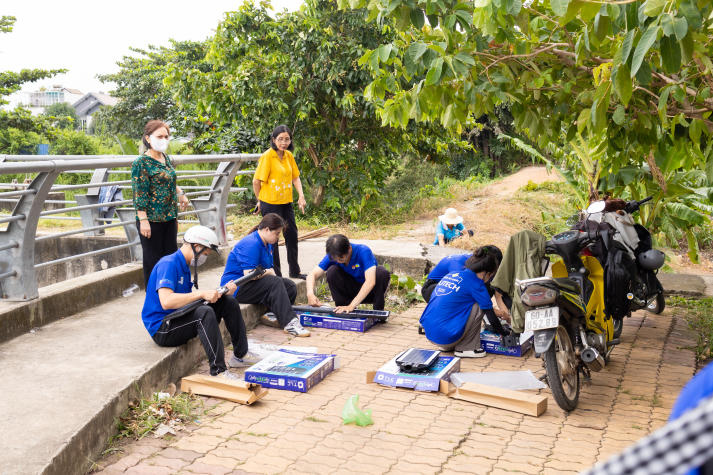 Điểm tin hoạt động Mùa hè xanh HUTECH 2025: Mặt trận TP.HCM sôi nổi với loạt công trình ý nghĩa 77