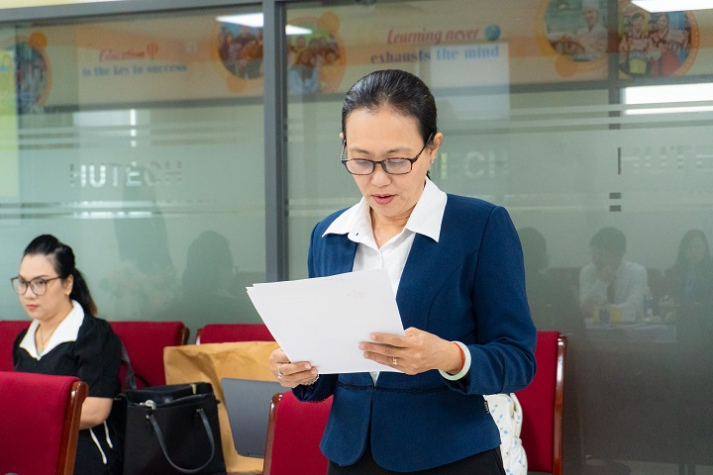 Kết nối giữa lý luận và thực tiễn trong buổi bảo vệ luận văn/đề án tốt nghiệp Thạc sĩ ngành Marketing 30