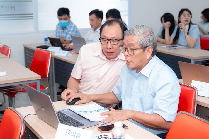 Giảng viên khối Khoa học sức khỏe làm chủ AI trong giảng dạy và đánh giá 86