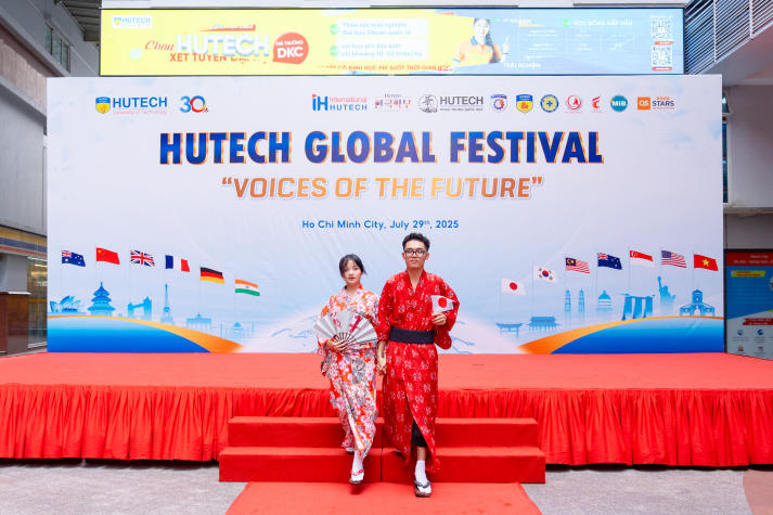 [Video] Sinh viên HUTECH “chạm” vào đa sắc văn hóa tại HUTECH Global Festival 2025 181