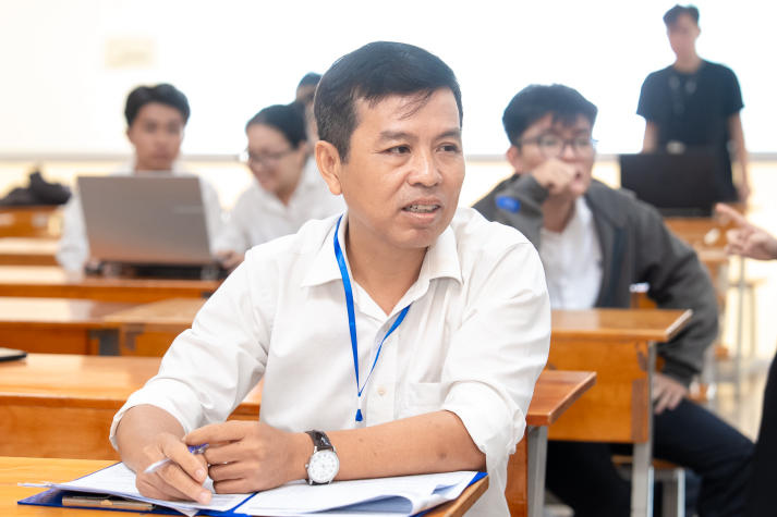 [Video] 56 đề tài HUTECH vào Bán kết Euréka 2025, nổi bật với 9 công trình Kỹ thuật - Công nghệ ứng dụng cao 84