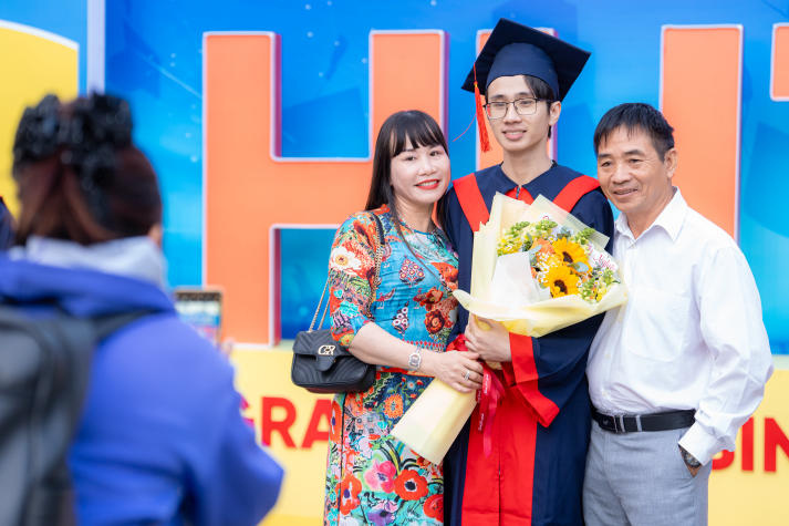 HUTECH thông báo đăng ký tham dự Lễ trao bằng tốt nghiệp đợt tháng 6 năm 2026 71