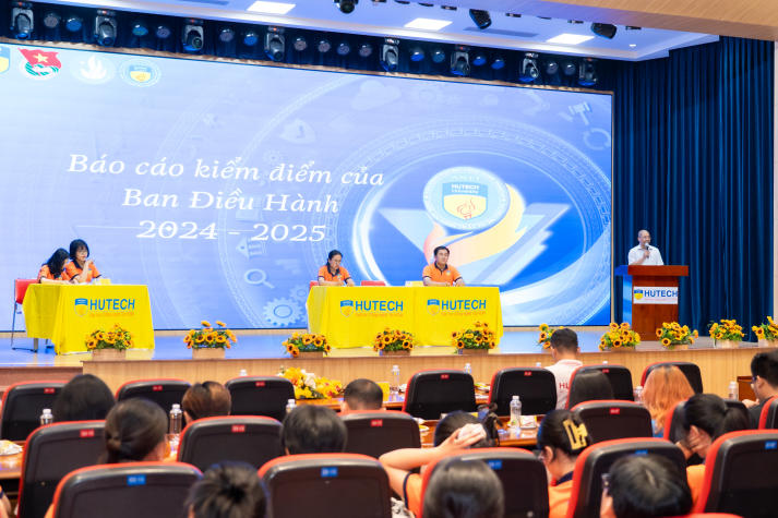 Nâng cao tinh thần trách nhiệm và cống hiến tại Đại hội Đại biểu Đội An ninh trật tự HUTECH 36