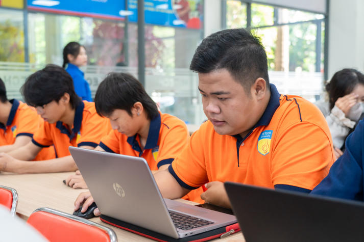 Sinh viên Khoa Kiến trúc - Mỹ thuật tiếp bước chân Bác, lan tỏa bản lĩnh thanh niên 28