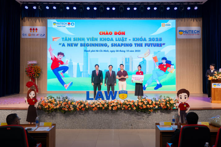 Tân sinh viên Khoa Luật khóa 2025 chính thức bước vào hành trình chinh phục kiến thức pháp lý 72