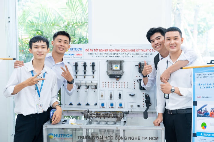 Sinh viên VJIT khẳng định tinh thần đổi mới sáng tạo với loạt đồ án tốt nghiệp 2024 138