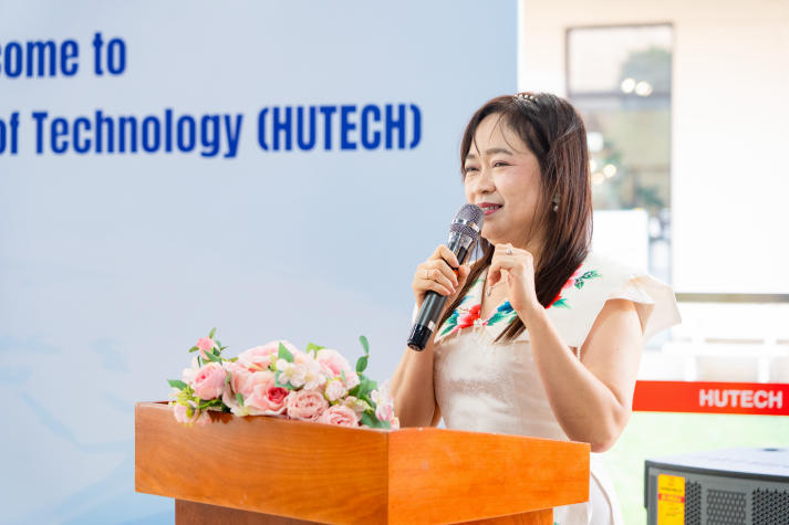 [Video] HUTECH kết nối sinh viên quốc tế, lan tỏa không gian học tập hiện đại và năng động 20