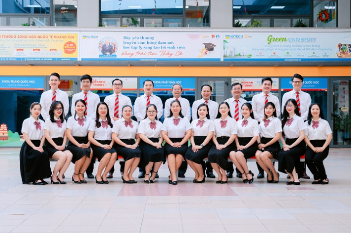 [HUTECH tôi yêu] HUTECH tôi yêu - 3 vai trò, 1 trái tim 30