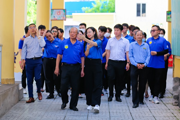 Mùa hè xanh HUTECH 2022: Mặt trận TP.HCM khánh thành sân chơi & tổ chức Ngày hội thiếu nhi tại xã Phú Xuân 170