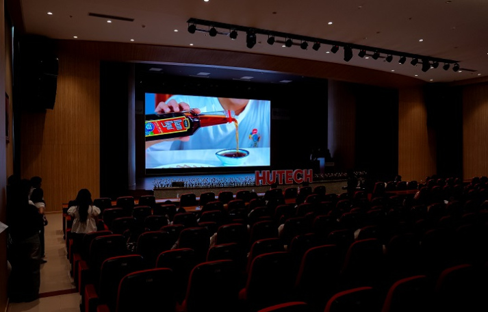 Hơn 50 TVC của sinh viên Quan hệ công chúng “lên sóng” tại Visual Storytelling Gala 2026 10