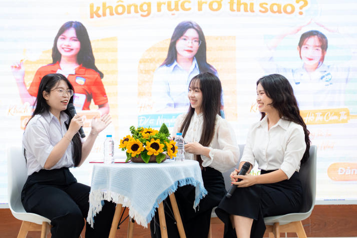 “Nếu thanh xuân không đủ rực rỡ thì sao?” - Sinh viên Điều dưỡng - Kỹ thuật y học tái định nghĩa hành trình của chính mình 21