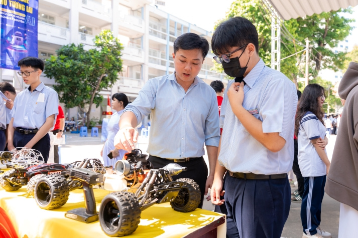 Ra mắt Dự án video hướng nghiệp “INSIDE YOUR MAJOR 2026” - Trải nghiệm thật để hiểu ngành thật 32