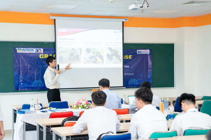 [Video] Loạt đồ án tốt nghiệp “chạm” thực tiễn của sinh viên Ô tô I-HUTECH gây ấn tượng mạnh 46