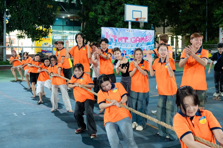 Sinh viên Kiến trúc - Mỹ thuật bứt tốc trong ngày hội thể thao 52