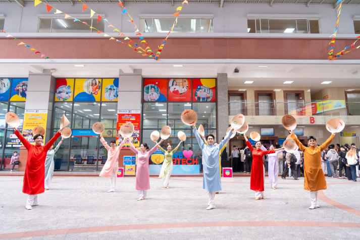 CLB - Đội - Nhóm HUTECH sẵn sàng “đốt cháy” sân khấu với Liên hoan “Tự hào Sinh viên HUTECH vào 22/4 tới 22