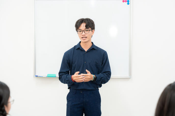 Gắn kết thực tiễn tại IELTS Mentor: Sinh viên Khoa Tiếng Anh nuôi dưỡng năng lực và đam mê nghề nghiệp 15