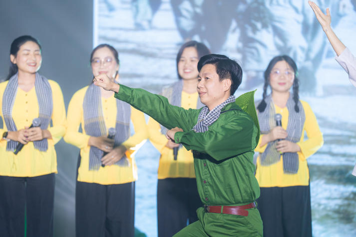 Một mùa giai điệu thăng hoa: HUTECH tôn vinh tháng 11 qua “Tiếng hát từ giảng đường” 2025 19