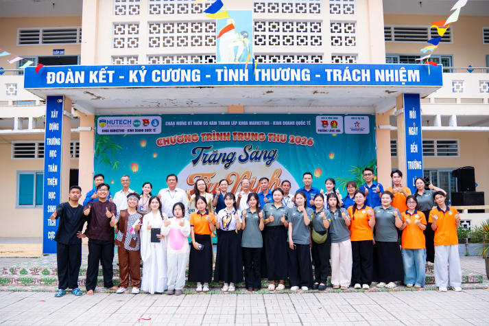 Sinh viên Marketing - Kinh doanh quốc tế viết nên mùa trăng sẻ chia tại Tây Ninh 120
