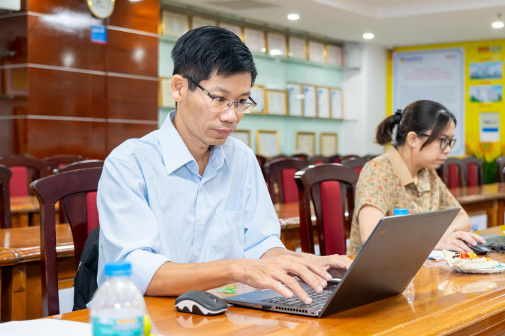 Không chỉ là công cụ, AI đang trở thành “trợ lý” mới của giảng viên Khoa Tài chính - Thương mại 65
